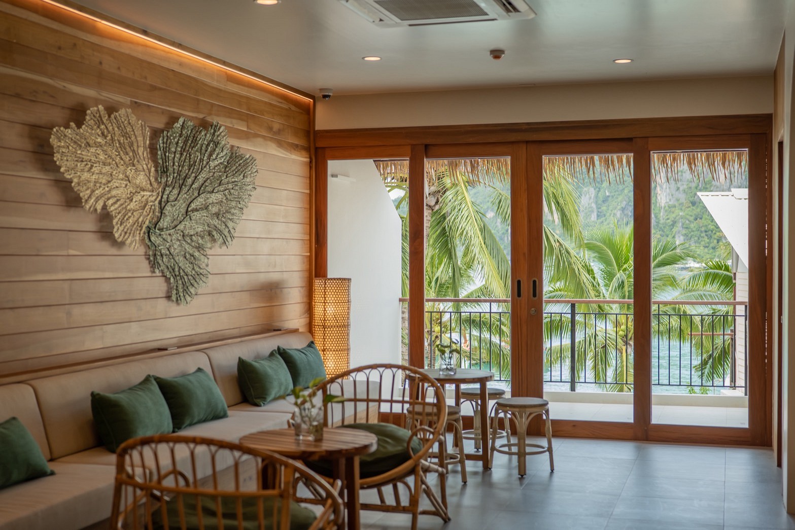 Phi Phi At Pier Hotel